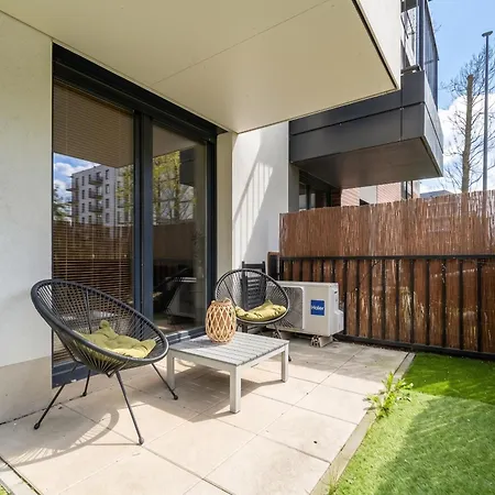 Rakowicka Charming With Garden By Bookinghost Apartamento